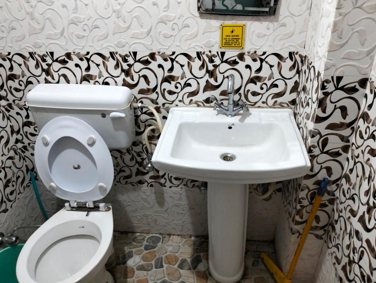 Aman Inn Νταραμσάλα Εξωτερικό φωτογραφία