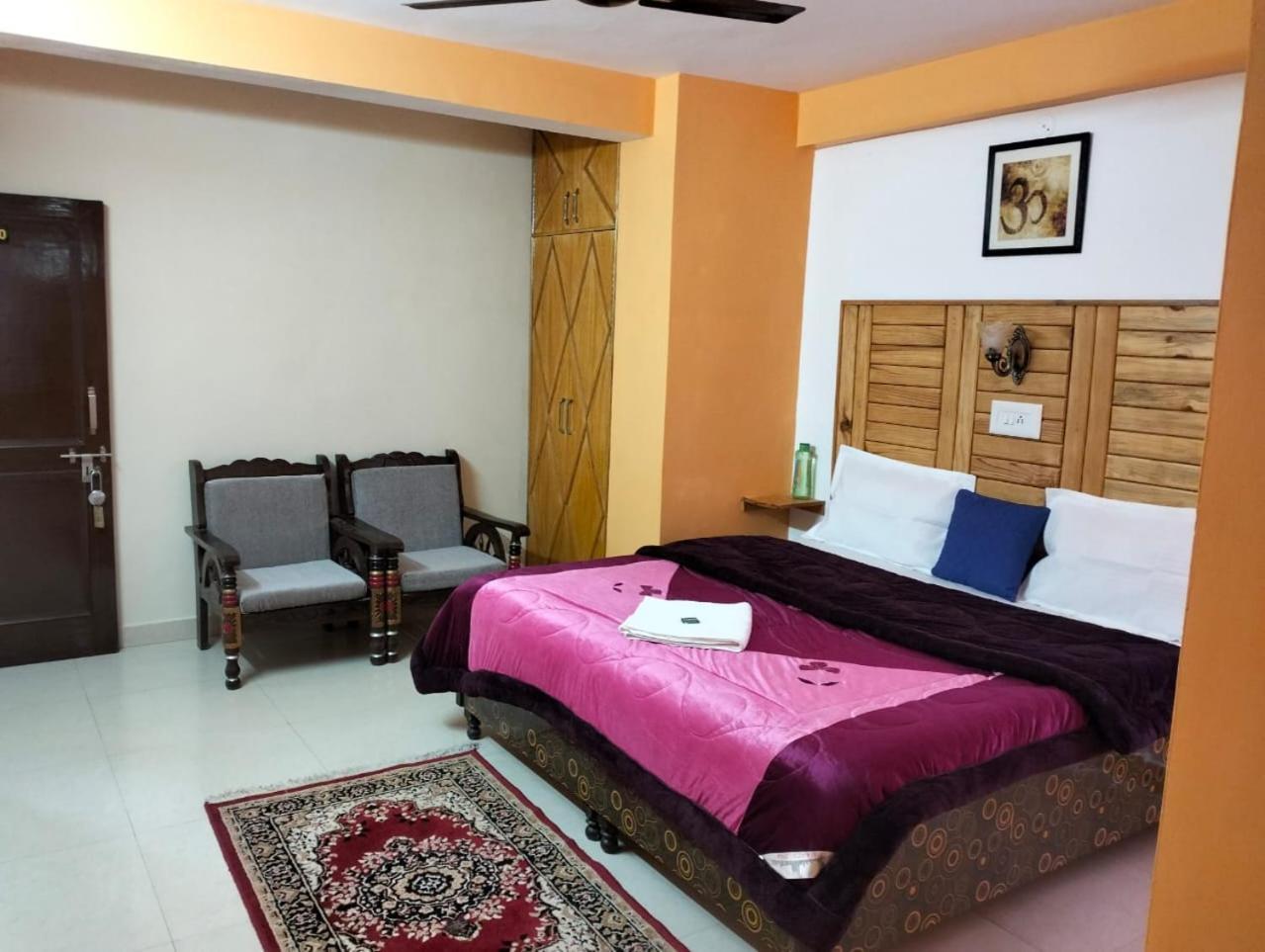 Aman Inn Νταραμσάλα Εξωτερικό φωτογραφία