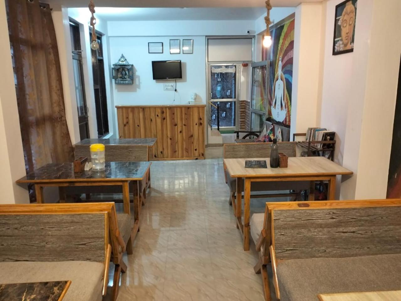 Aman Inn Νταραμσάλα Εξωτερικό φωτογραφία